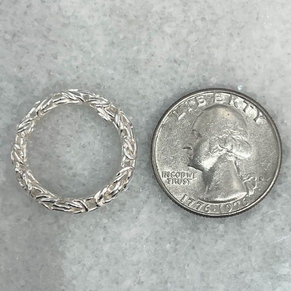 Sterling Silver Byzantine Ring Sz 7 - Picture 12 of 12